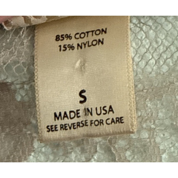 Daytrip Short Sleeve Boho sheer crocheted frayed lace trip blouse Womens Small - Picture 5 of 6